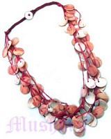 Disc Mop Necklace - click here for large view
